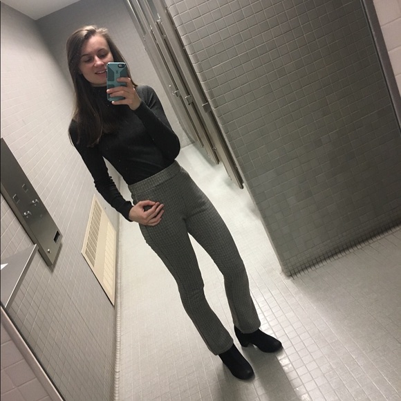 Meet your Posher, Kelly - Picture 1 of 1